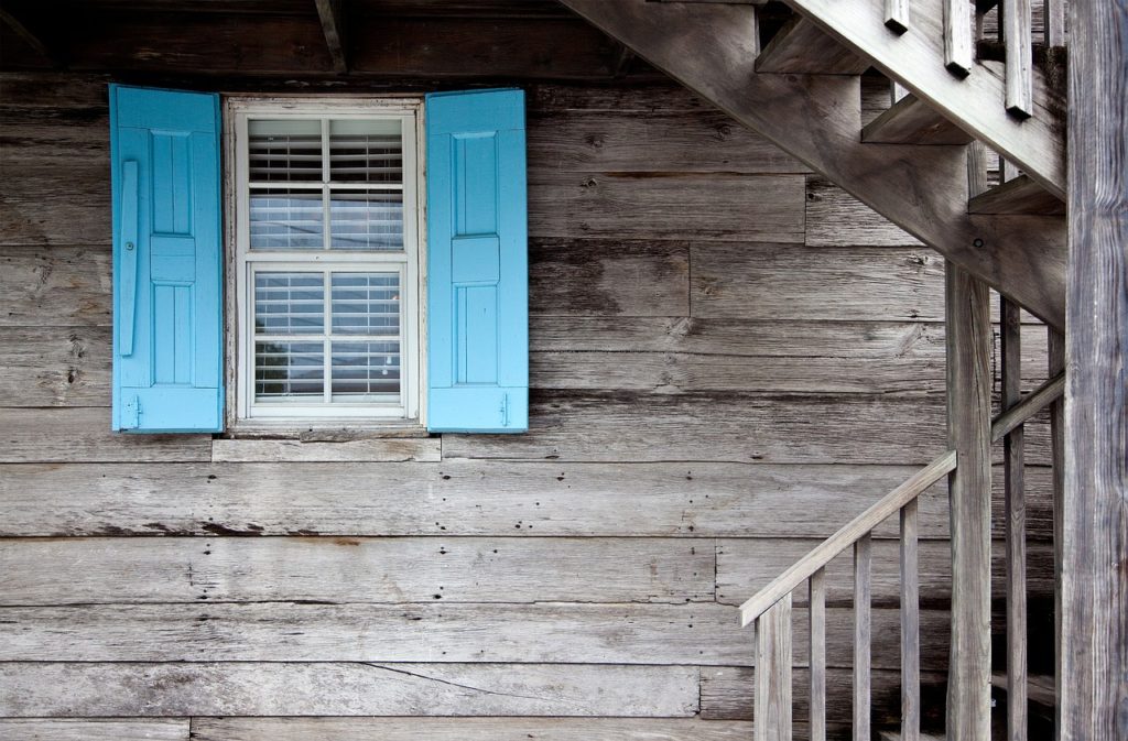 SWO Contracting-Older window-indicating the need to be replaced